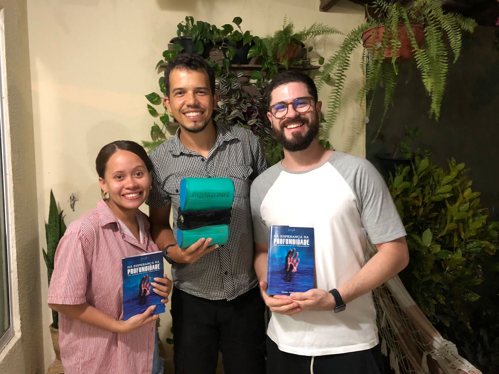 Leitores e momentos do projeto Há Esperança na Profundidade