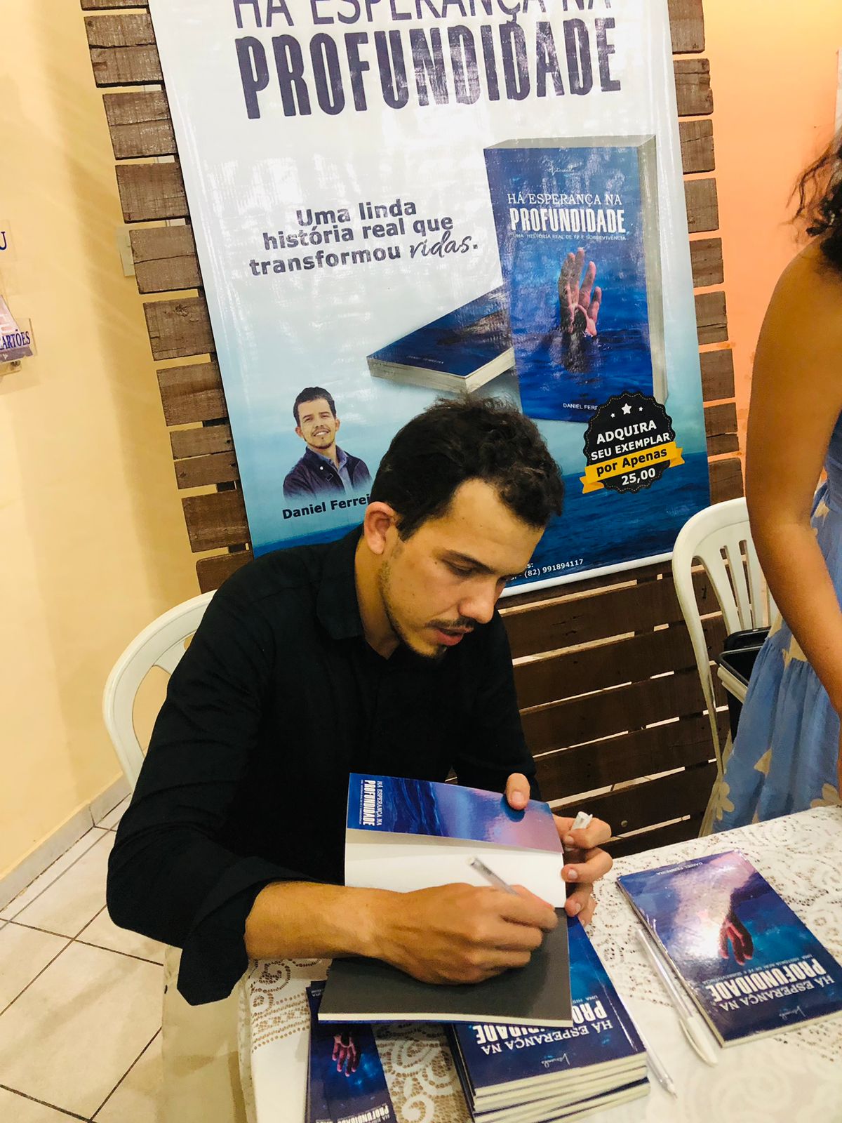 Leitores e momentos do projeto Há Esperança na Profundidade